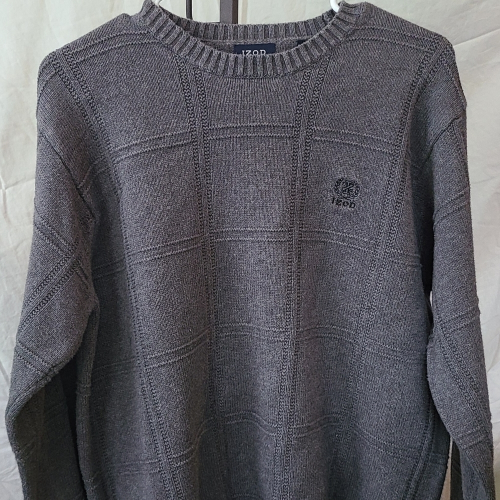 Men's Izod size large sweater